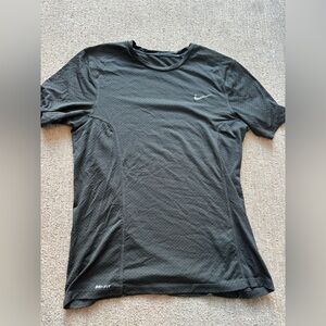 Men’s Nike dri-fit shirt